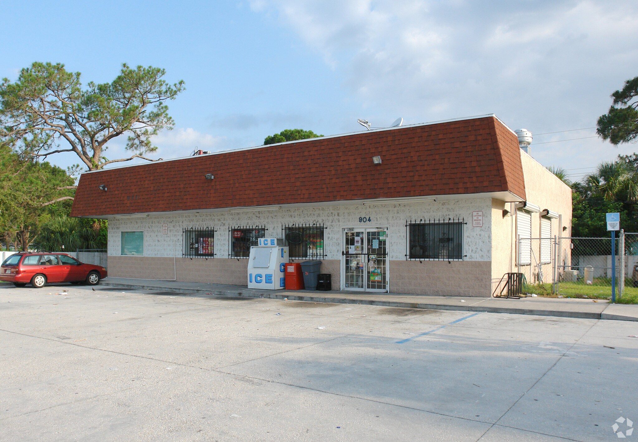 904 Peachtree St, Cocoa, FL for sale Primary Photo- Image 1 of 1