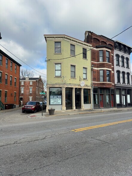 222 W Pike St, Covington, KY for sale - Building Photo - Image 1 of 1