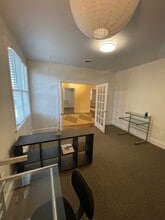 727 W Hargett St, Raleigh, NC for lease Interior Photo- Image 2 of 11