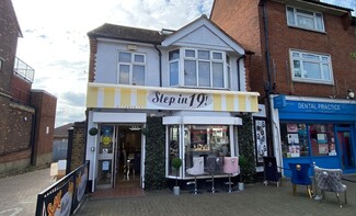 More details for 19 Collier Row Rd, Romford - Retail for Lease