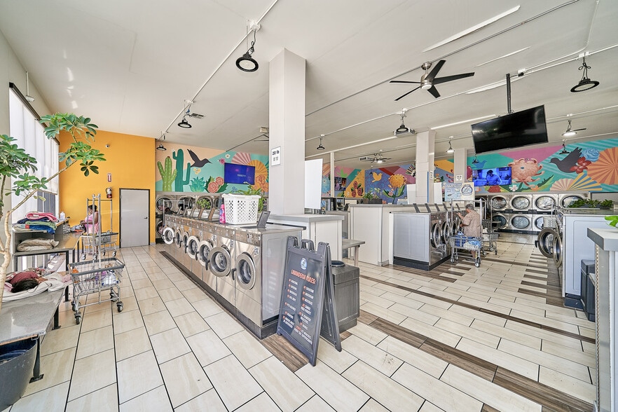 3046 E Florence Ave, Huntington Park, CA for sale - Building Photo - Image 3 of 26