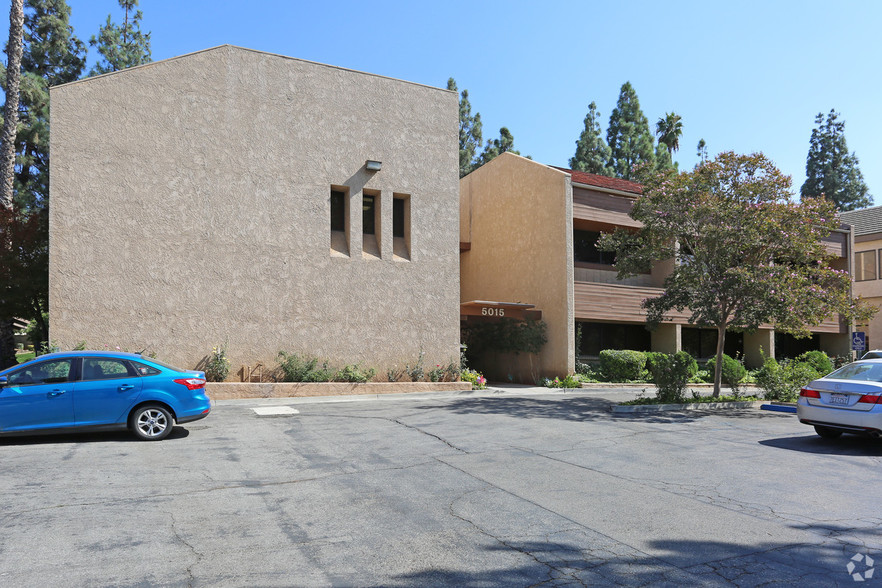 5015 Canyon Crest Dr, Riverside, CA for lease - Building Photo - Image 2 of 6