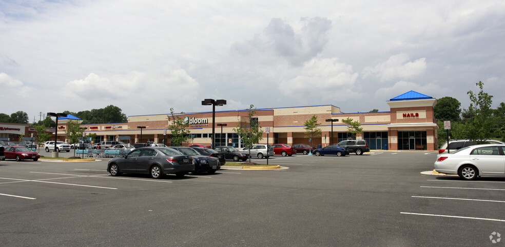 6308-6356 Hoadly Rd, Manassas, VA for sale - Primary Photo - Image 1 of 1