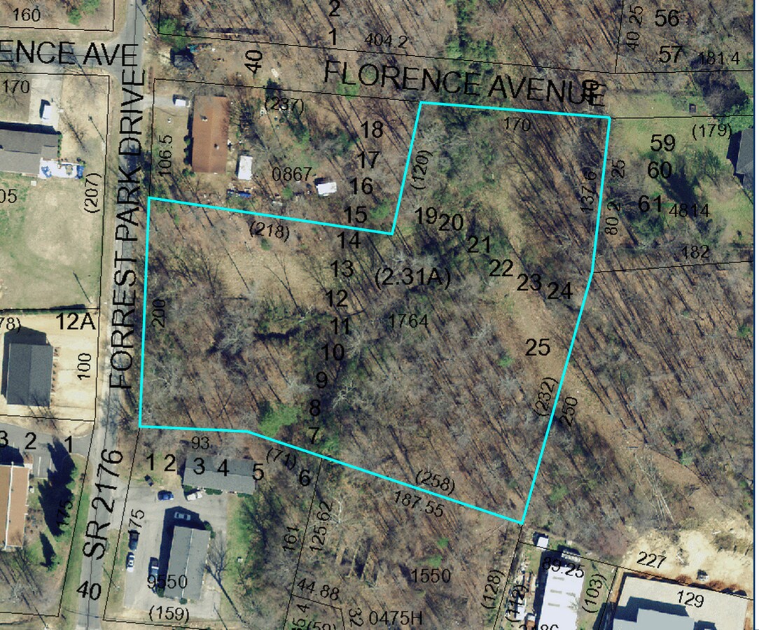 Forest Park Dr, Thomasville, NC 27360