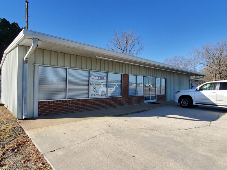 1716 NC 39 Hwy S, Louisburg, NC for lease - Primary Photo - Image 1 of 8