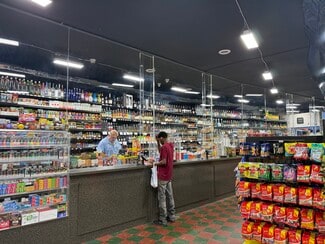 More details for 15250 Houston Whittier St, Detroit, MI - Retail for Sale