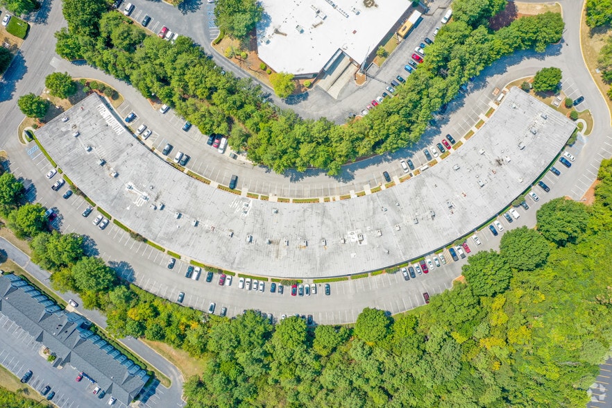 211 Summit Pky, Birmingham, AL for lease - Aerial - Image 2 of 2