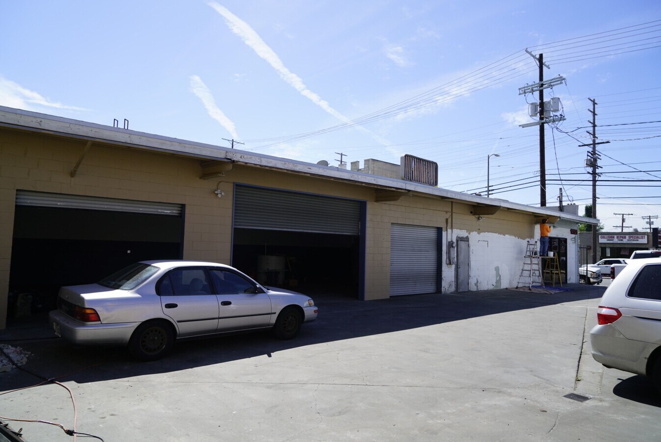 1411914123 Oxnard St, Van Nuys, CA 91401