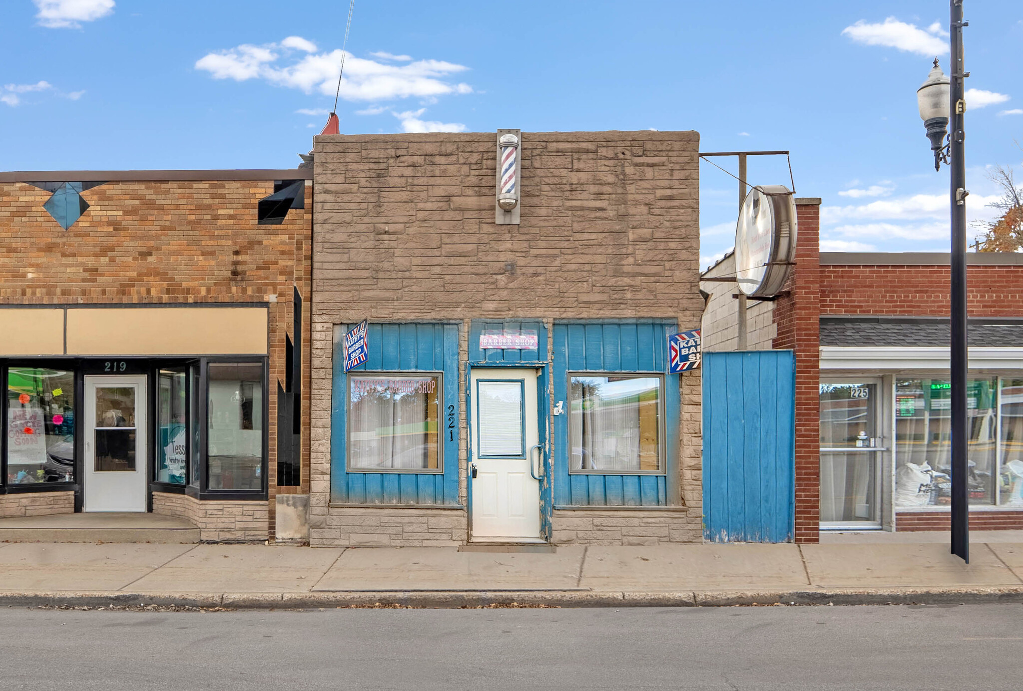 221 N Main St, Seymour, WI for sale Primary Photo- Image 1 of 1