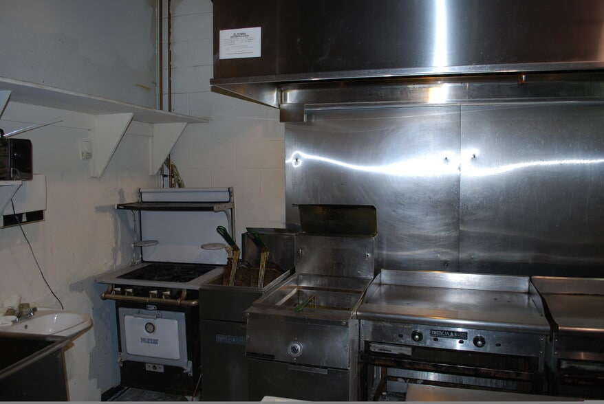 501 Passmore Ave, Toronto, ON for sale - Interior Photo - Image 1 of 1