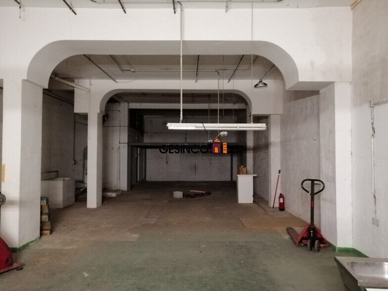 Retail in Ontinyent, Valencia for lease - Building Photo - Image 2 of 7