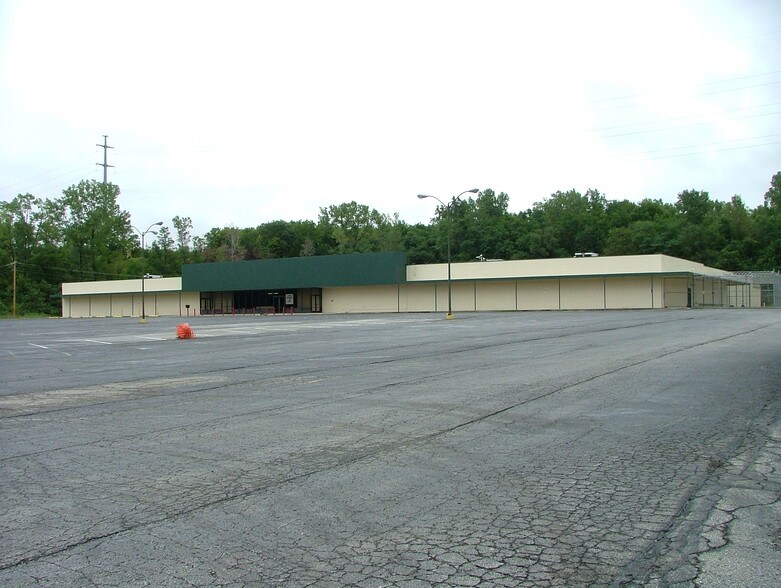 2002 Hwy US 59, Atchison, KS for sale - Building Photo - Image 1 of 1