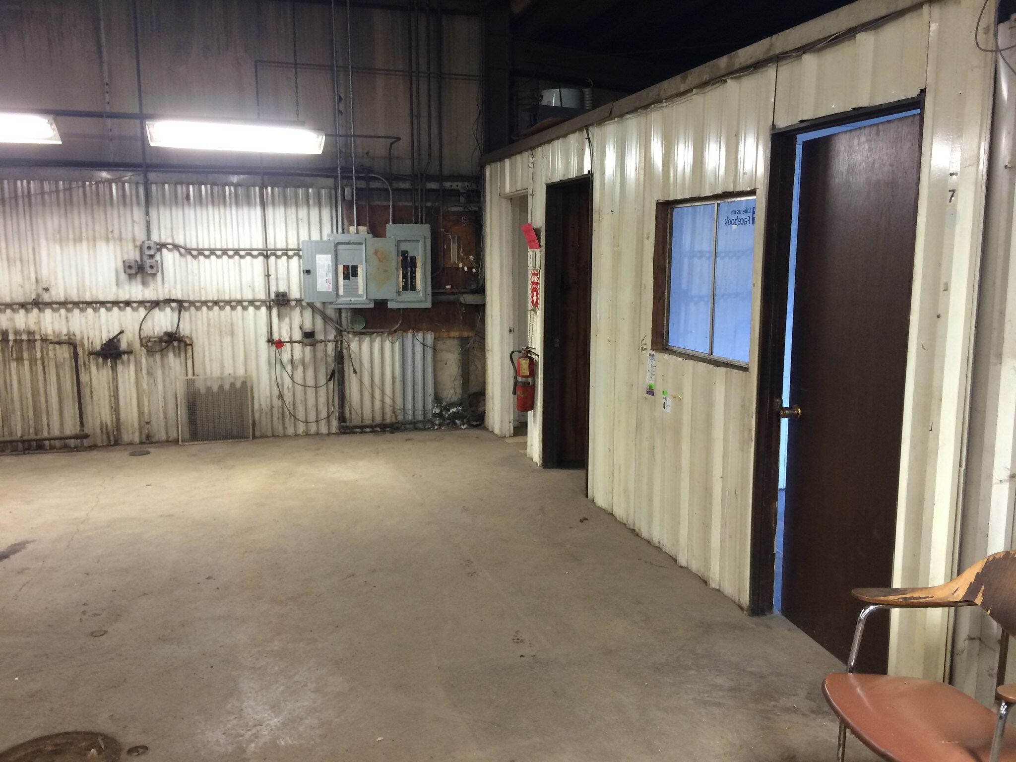 2 Depot St, Penn, PA for sale Interior Photo- Image 1 of 7