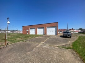 5819 Courtesy Ln, Shreveport LA - Warehouse