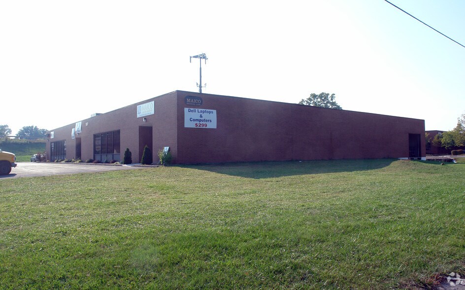 1001 Vine St, Bayberry, NY for lease - Building Photo - Image 2 of 3