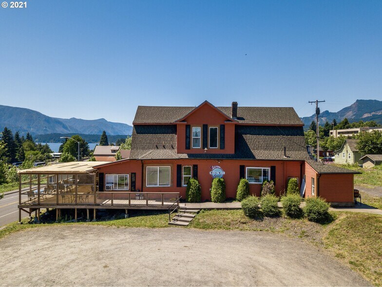 73 NW 1st St, Stevenson, WA 98648