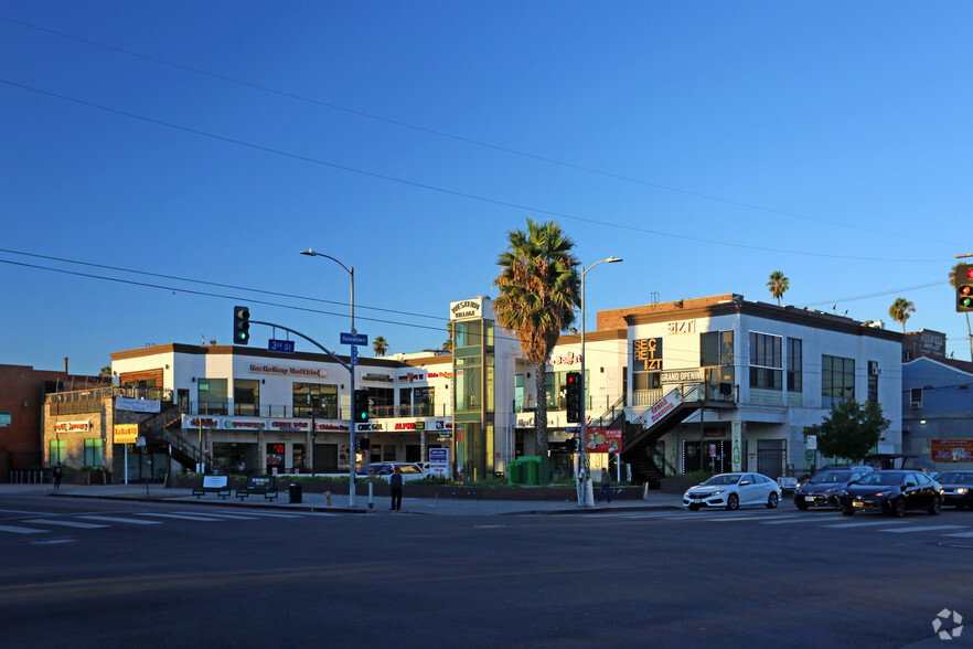 301 S Western Ave, Los Angeles, CA for sale - Building Photo - Image 1 of 1