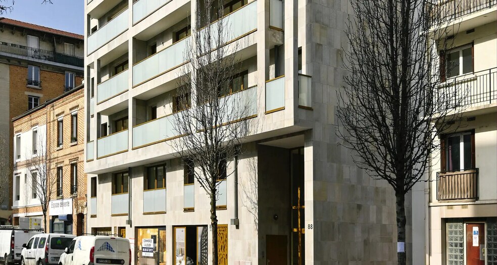 88 Avenue Victor Cresson, Issy-les-Moulineaux for lease - Building Photo - Image 2 of 4