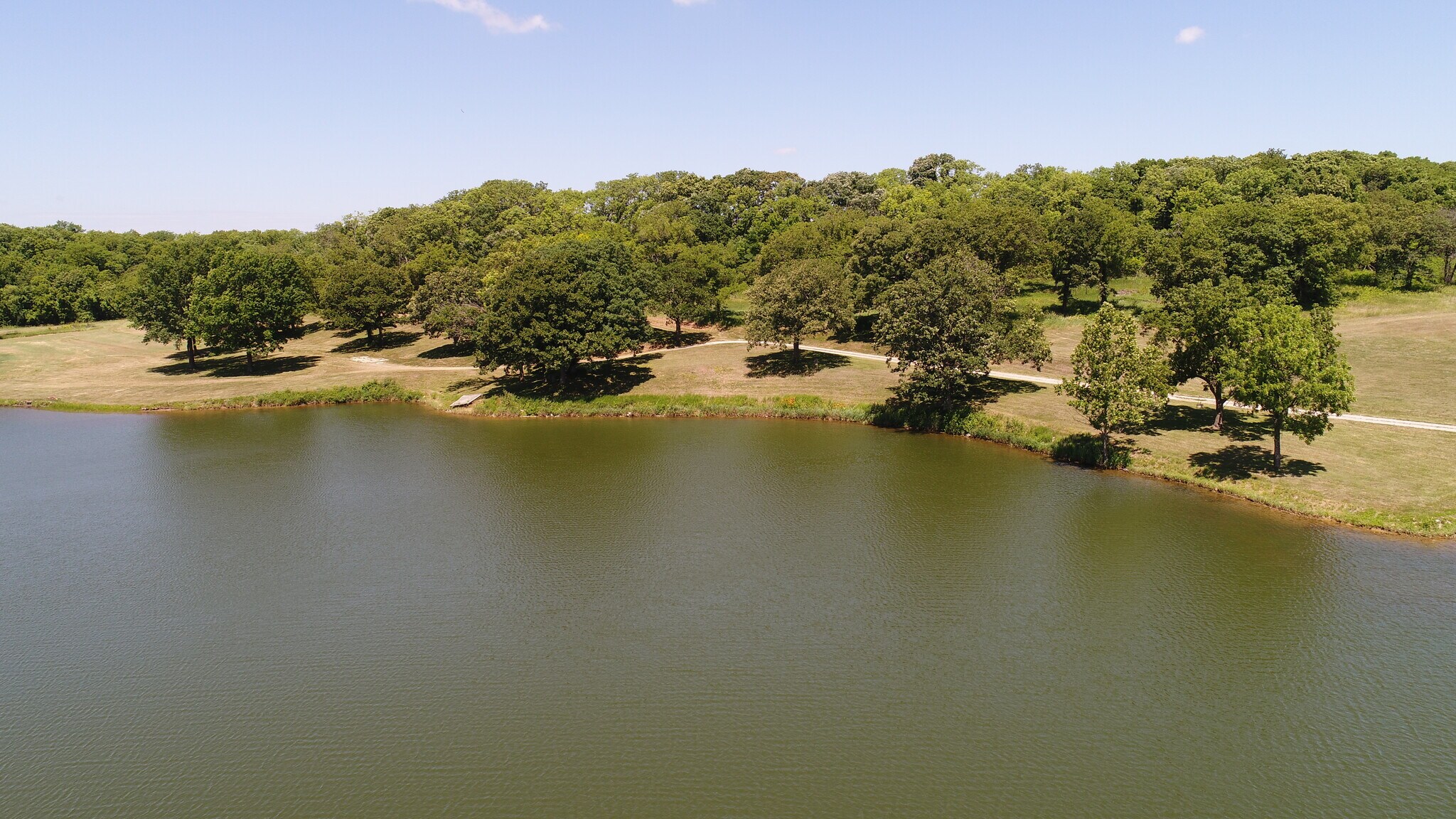 23076 Springdale Rd, Easton, KS for sale Primary Photo- Image 1 of 1