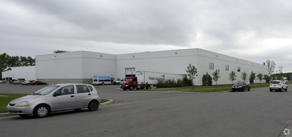 5700-5800 Rue Kieran, Montréal, QC for sale - Building Photo - Image 1 of 1