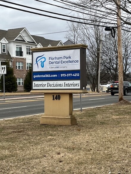 140 Columbia Tpke, Florham Park, NJ for lease - Building Photo - Image 2 of 11