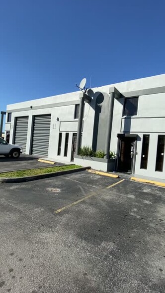 2545 W 80th St, Hialeah, FL for lease - Commercial Listing Video - Image 2 of 8