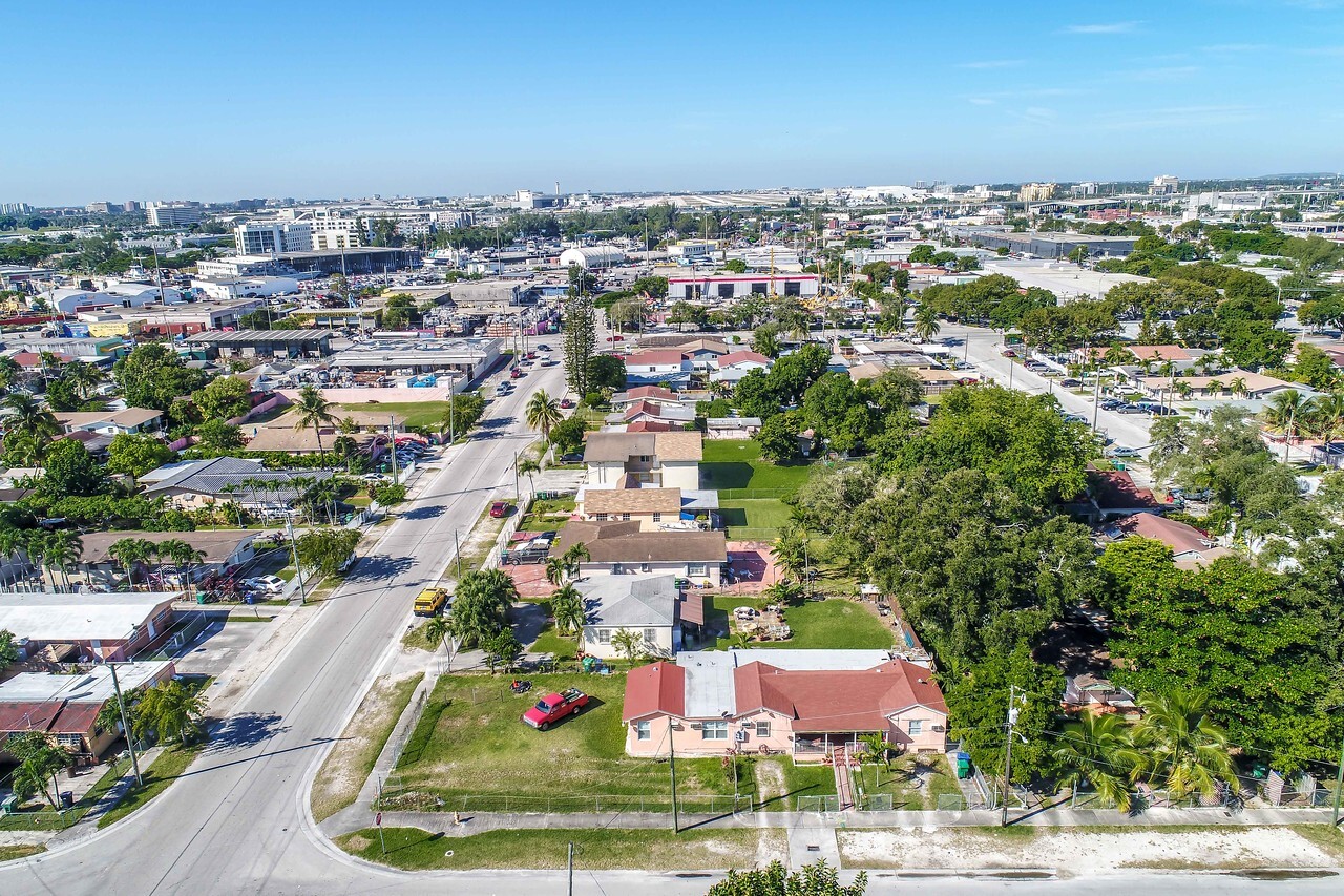 3101 NW 28th St, Miami, FL 33142 | LoopNet