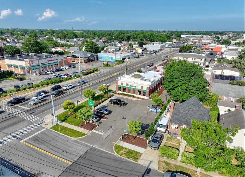 675 Hempstead Tpke, Franklin Square, NY for sale - Primary Photo - Image 1 of 1