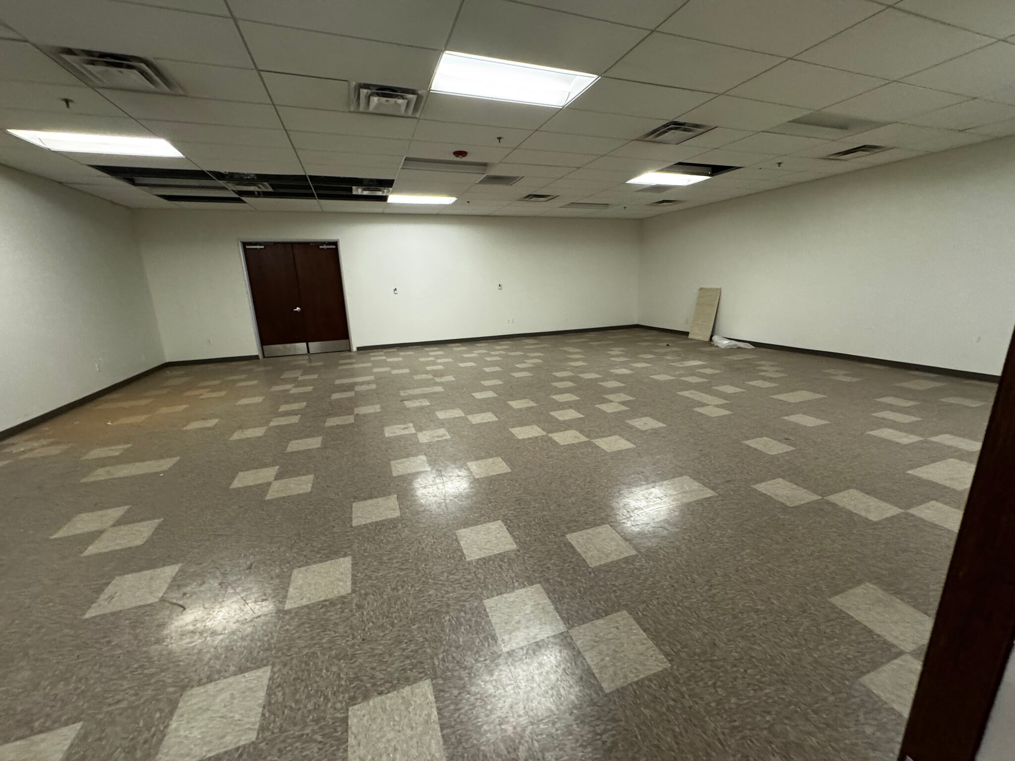 145 S 79th St, Chandler, AZ for lease Interior Photo- Image 1 of 2