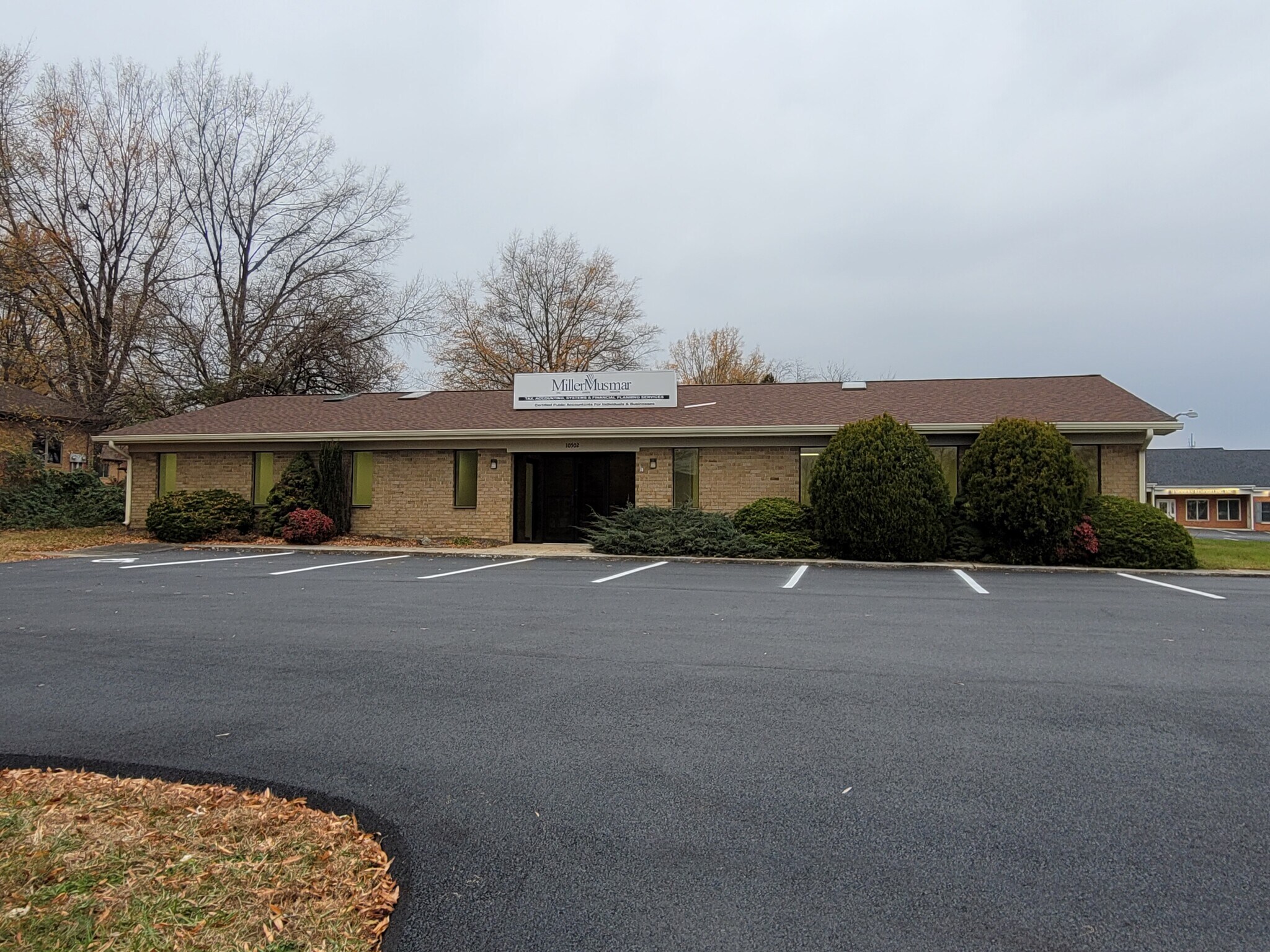 10502 Crestwood Dr, Manassas, VA for lease Building Photo- Image 1 of 2