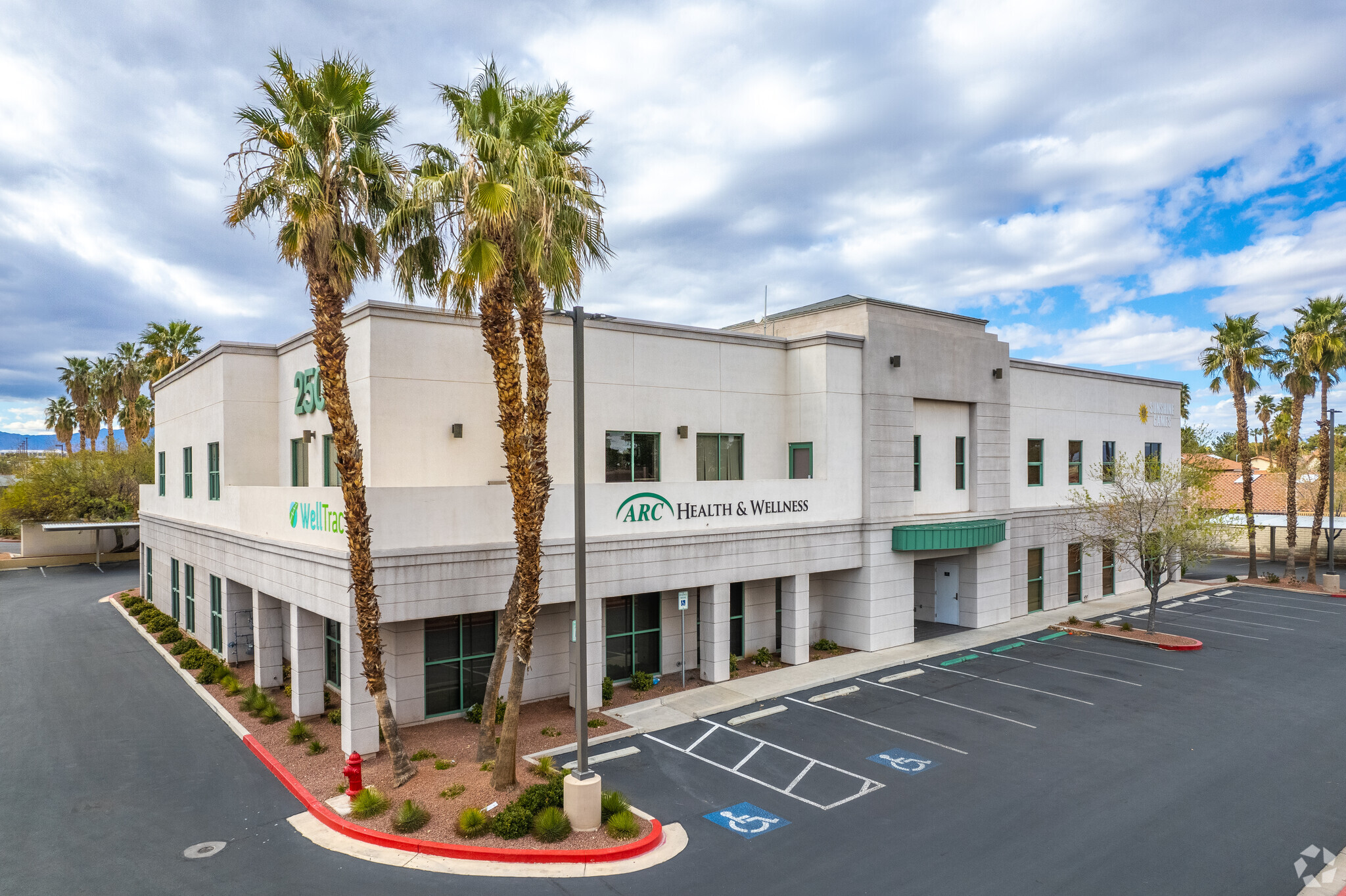 2500 W Sahara Ave, Las Vegas, NV for lease Building Photo- Image 1 of 8