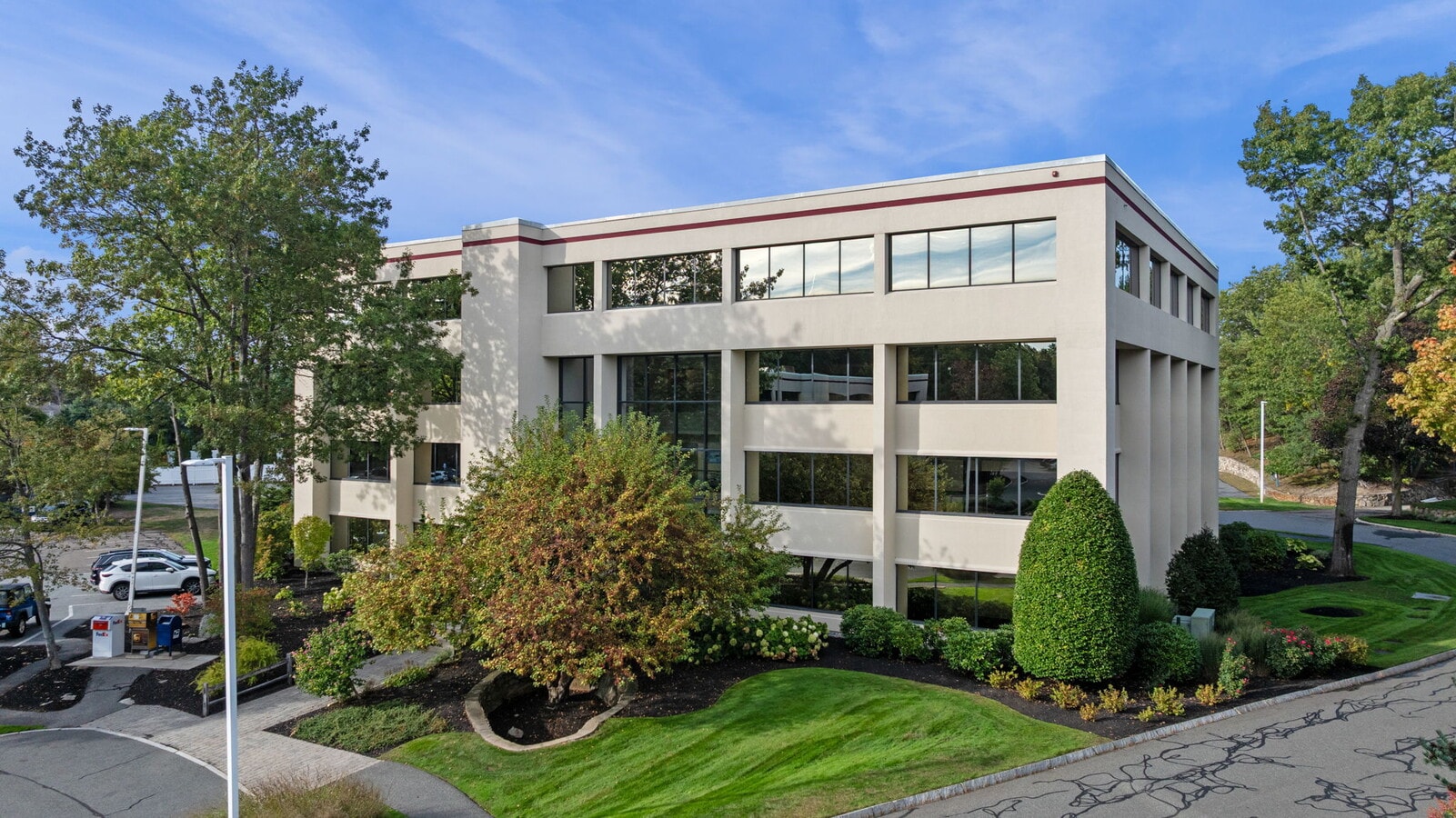 220 Broadway, Lynnfield, MA 01940 - Unit 304 -  - Interior Photo - Image 1 of 39