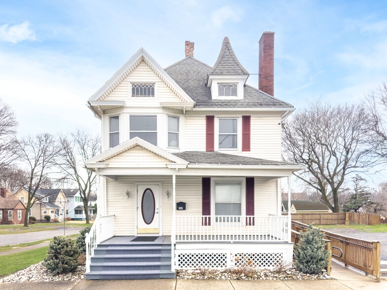 1367 W Ridge Rd, Rochester, NY for sale - Building Photo - Image 1 of 28