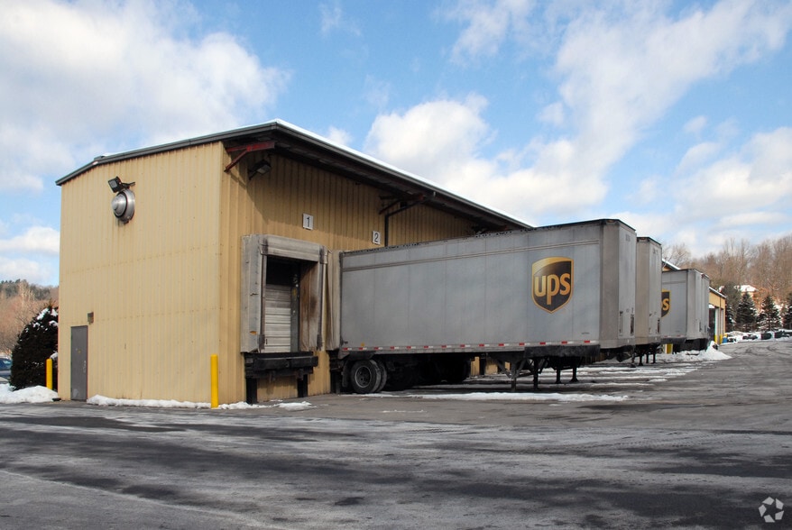 1504 Rockdale Ln, Stroudsburg, PA for sale - Building Photo - Image 3 of 3