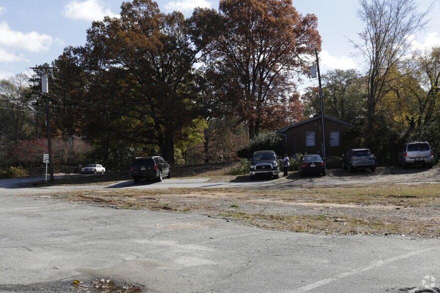 120 E Butler Rd, Mauldin, SC for sale - Primary Photo - Image 1 of 1