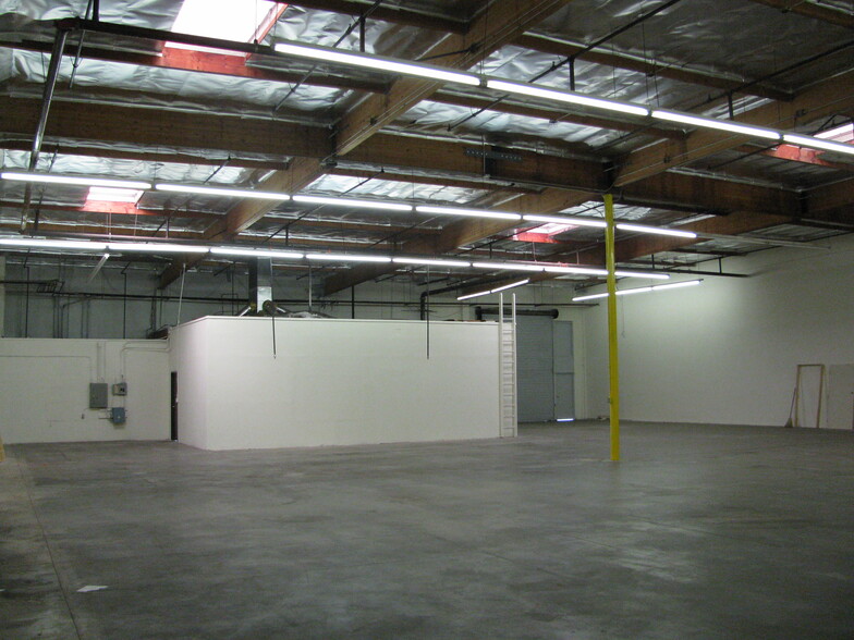 15000 S Avalon Blvd, Gardena, CA for lease - Interior Photo - Image 3 of 10