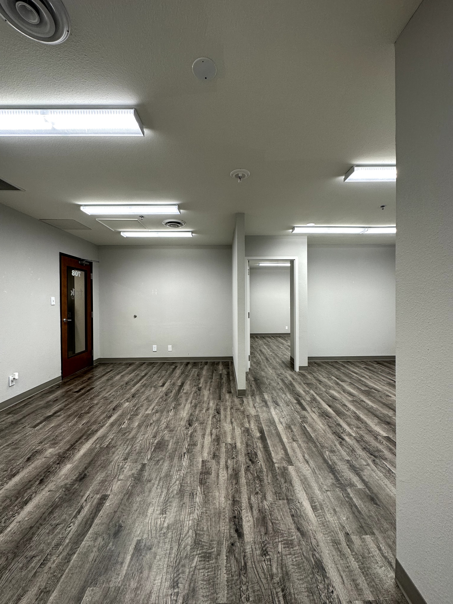 101 S Locust St, Denton, TX for lease Interior Photo- Image 1 of 2