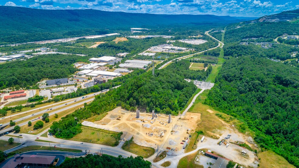 3800 Cummings Hwy, Chattanooga, TN for sale - Building Photo - Image 2 of 14