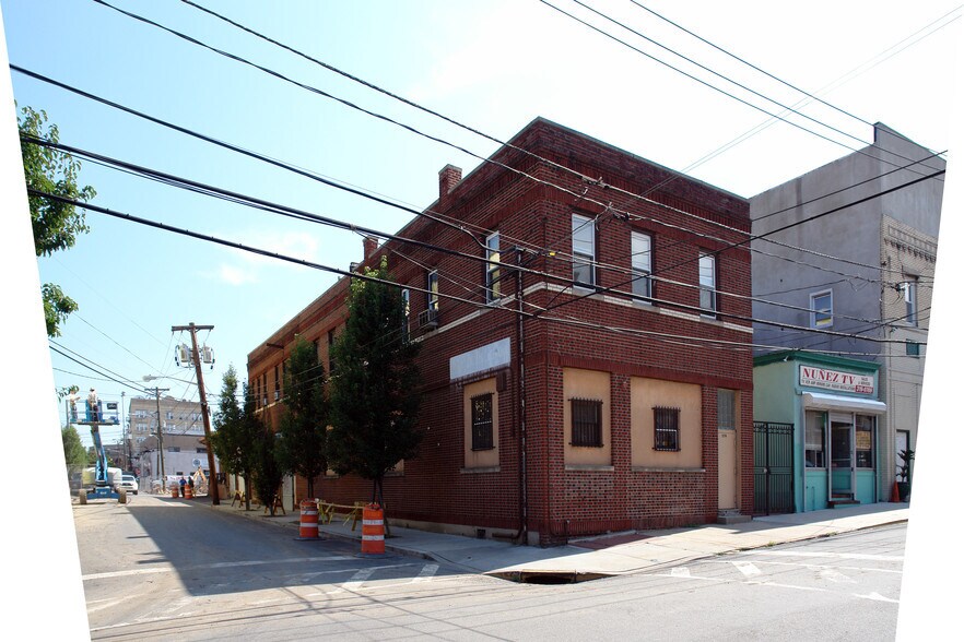 574 55th St, West New York, NJ for lease - Primary Photo - Image 1 of 4