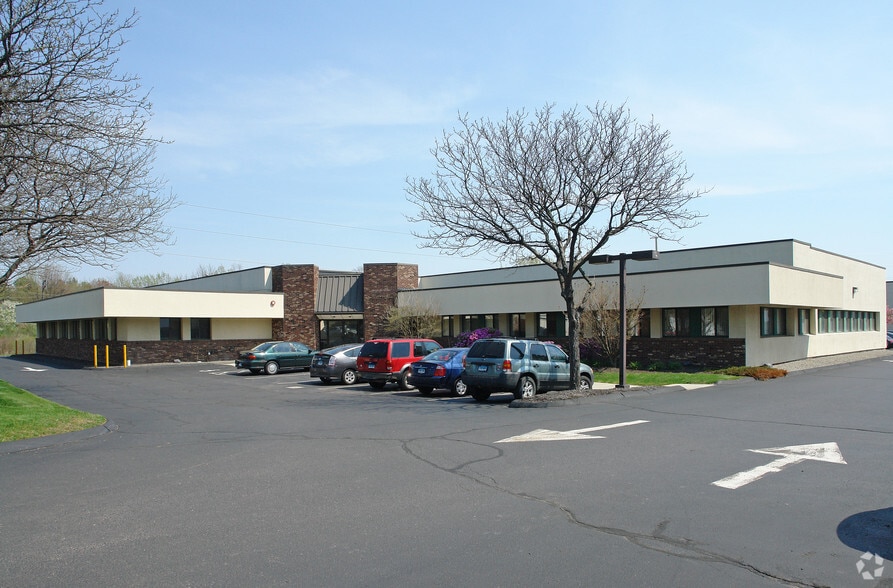 20-30 Beaver Rd, Wethersfield, CT for sale - Primary Photo - Image 1 of 1