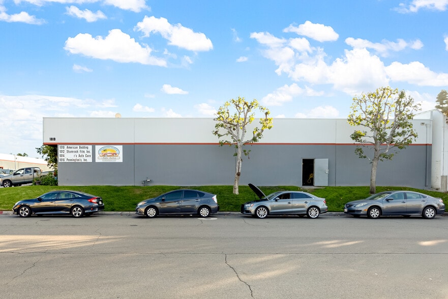 1010-1016 W Barkley Ave, Orange, CA for sale - Building Photo - Image 2 of 28