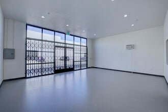 3173 Del Este Ave, Modesto, CA for sale Interior Photo- Image 1 of 2