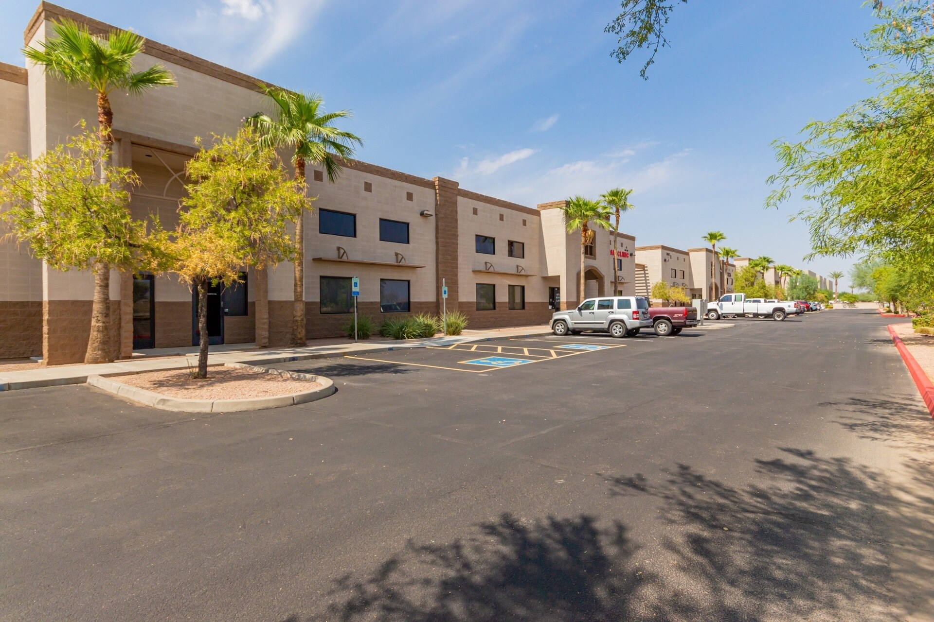 2942 N Greenfield Rd, Mesa, AZ 85215