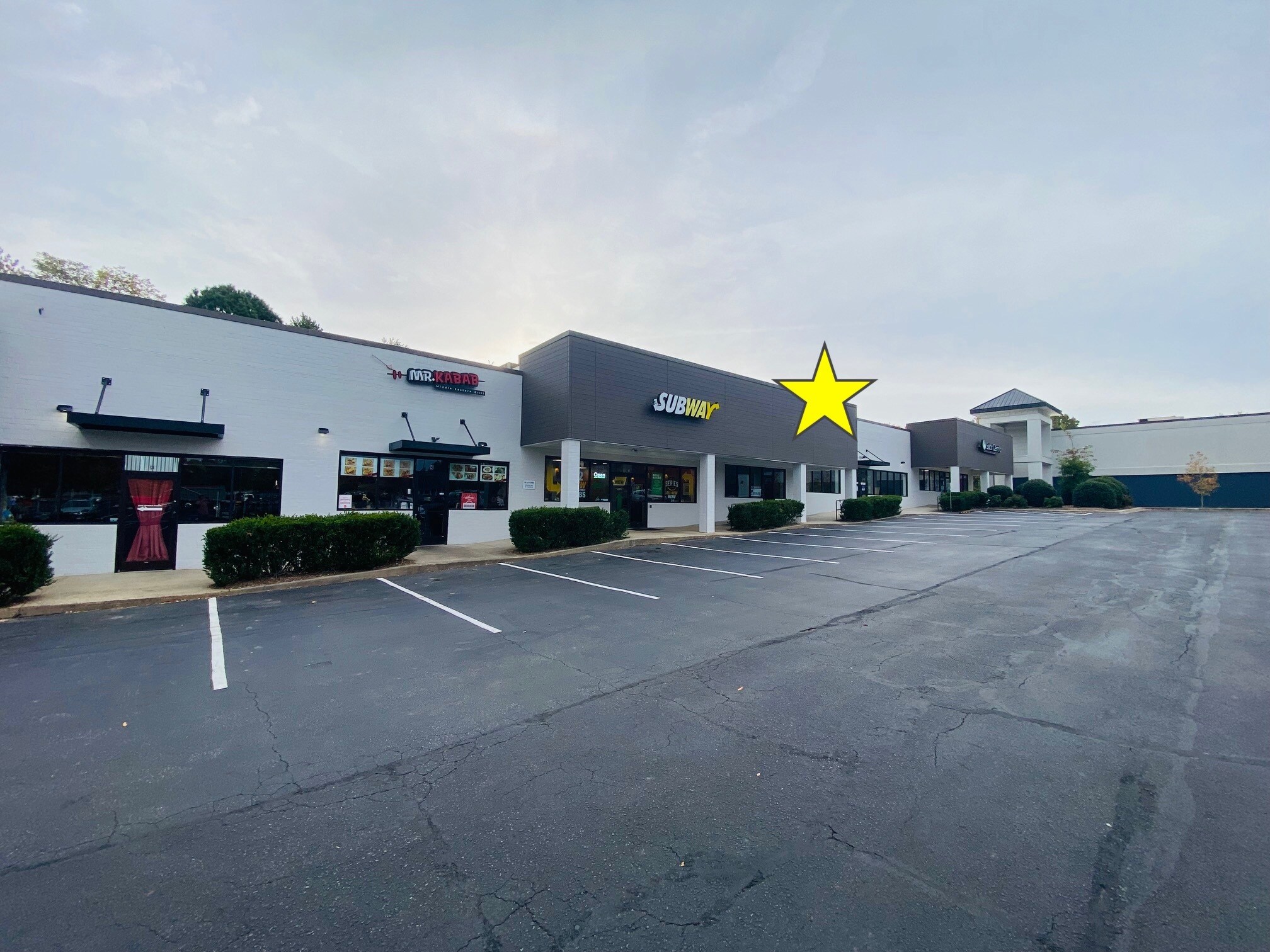 801 Fairview Rd, Asheville, NC 28803 Oakley Plaza