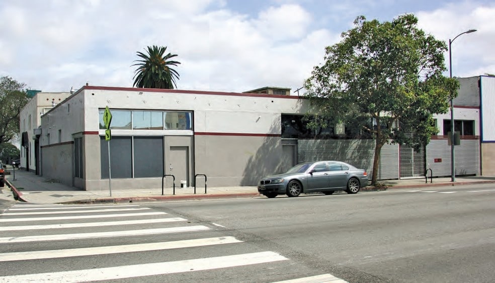 1138-1148 N Western Ave, Los Angeles, CA for lease - Primary Photo - Image 1 of 24