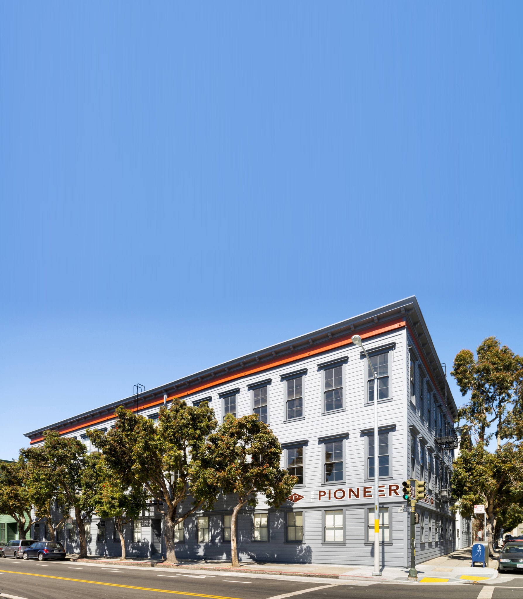 3180 18th St, San Francisco, CA for lease Primary Photo- Image 1 of 8