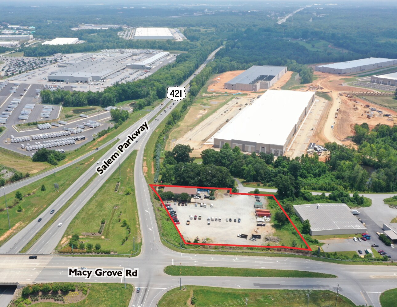 136 Macy Station Dr, Kernersville, NC 27284