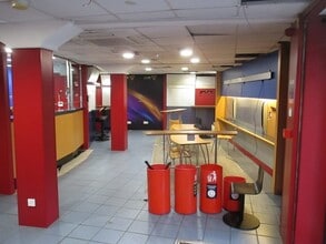 116-120 South St, Keighley for lease Interior Photo- Image 1 of 3