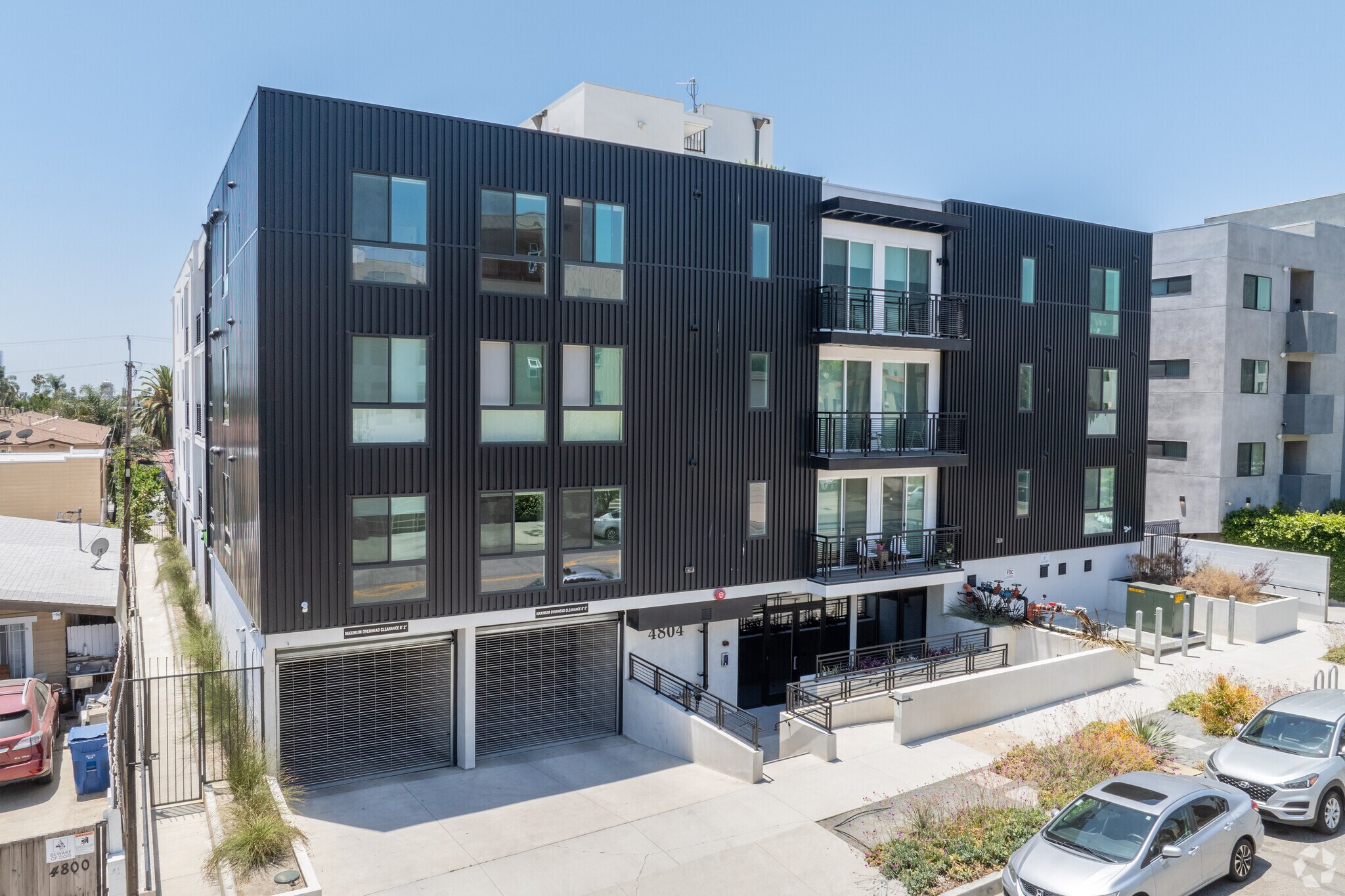 4804 Oakwood Ave, Los Angeles, CA for sale Primary Photo- Image 1 of 1