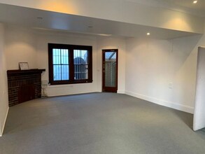 164 Beardy St, Armidale for lease Interior Photo- Image 2 of 5